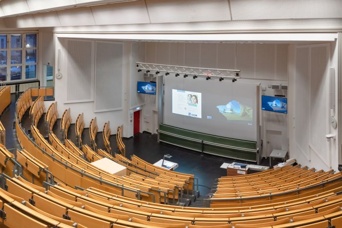 Referenz „Medizinische Fakultät Dresden - Dekanatshörsaal Haus 40“ – Dreßler Ingenieure